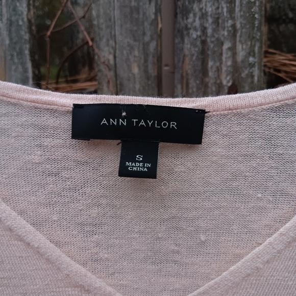 Ann Taylor~ Pink Long Sleeved Shirt - Picture 4 of 4